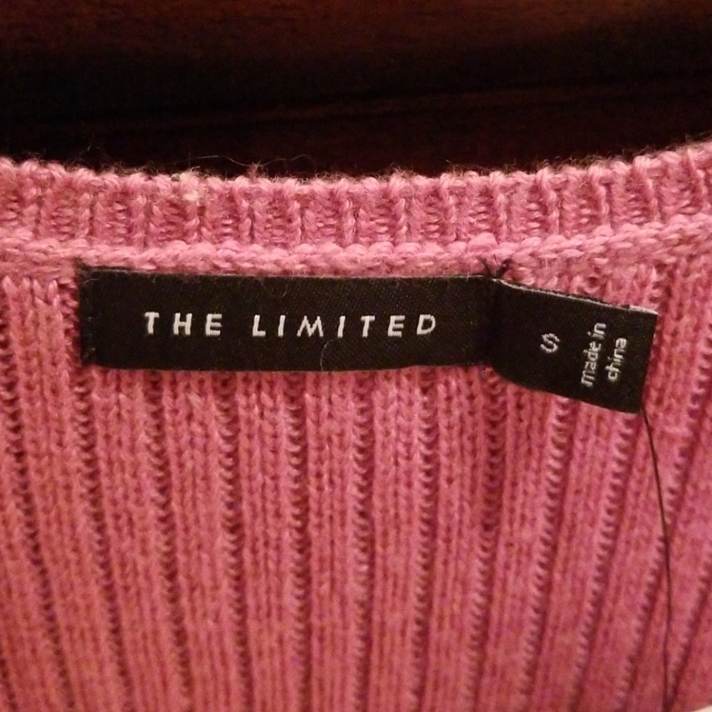Pink sweater - Picture 2 of 2